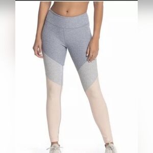 Outdoor Voices Colorblock Springs 7/8 Lake/Dove/Rose Quartz Leggings - XS